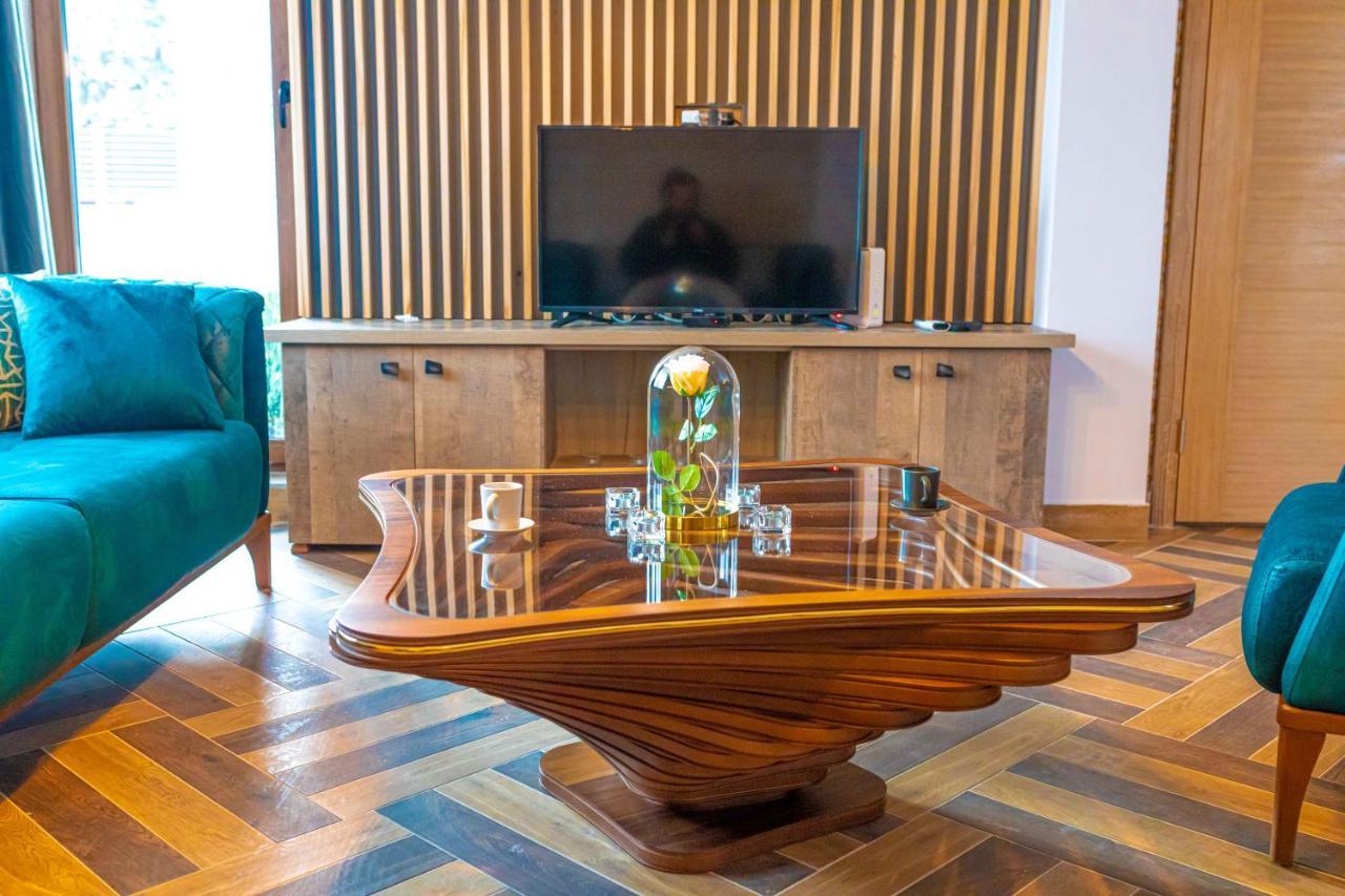 City Escape Luxury Villa Zuce ภายนอก รูปภาพ