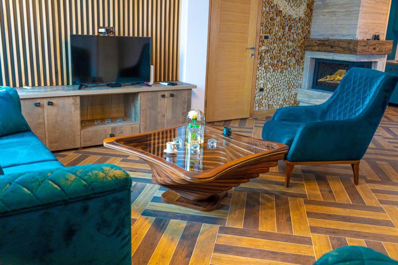 City Escape Luxury Villa Zuce ภายนอก รูปภาพ