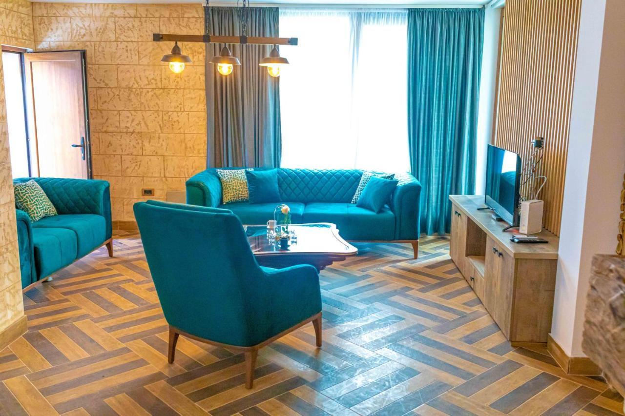 City Escape Luxury Villa Zuce ภายนอก รูปภาพ