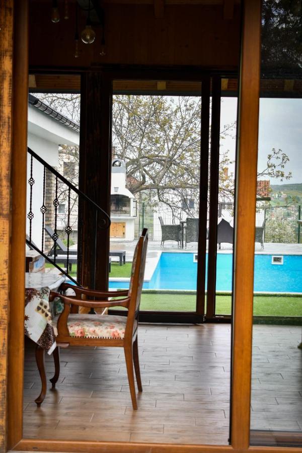 City Escape Luxury Villa Zuce ภายนอก รูปภาพ