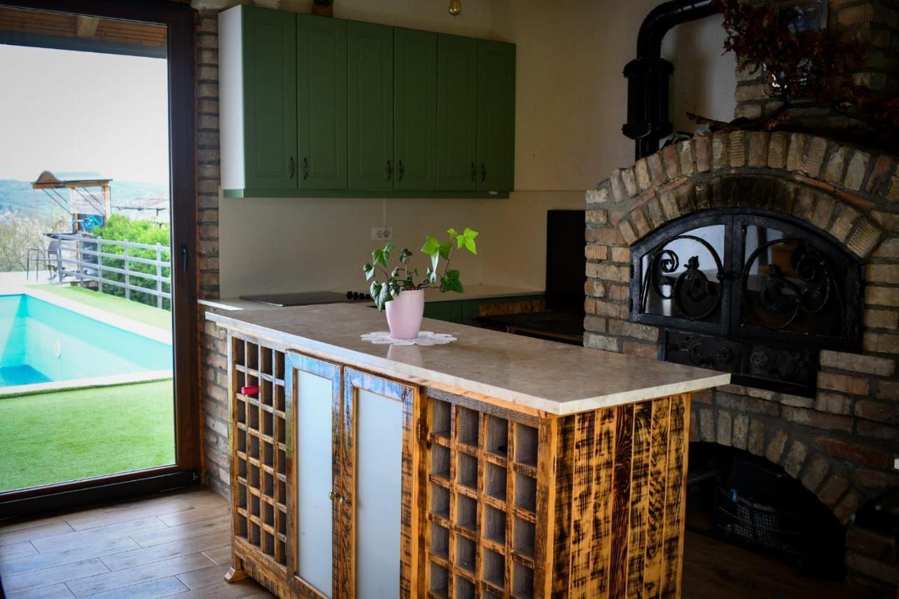 City Escape Luxury Villa Zuce ภายนอก รูปภาพ